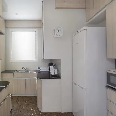 Family-Friendly Home In Central Barcelona 4Bdr * Барселона