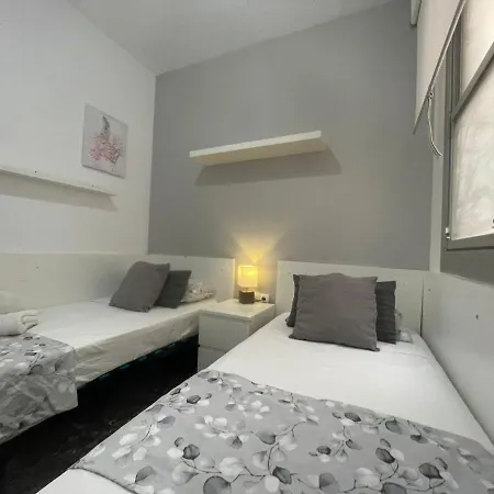 Apartment Family-Friendly Home In Central Barcelona 4Bdr *