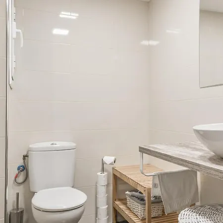 Family-Friendly Home In Central Barcelona 4Bdr Barcelona