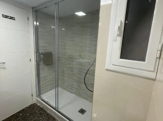 شقة Family-friendly In 4bdr برشلونة