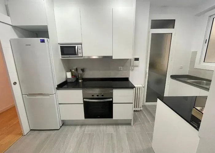 Family-friendly In 4bdr * برشلونة