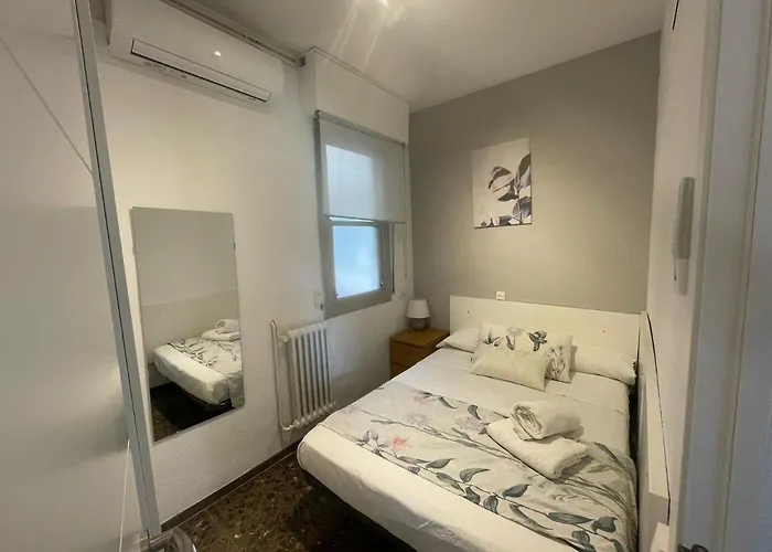 Family-friendly In 4bdr * برشلونة